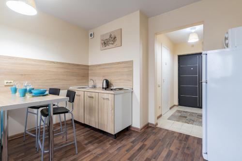 FlatHome24 апарт-отель на Швецова 8 - main image
