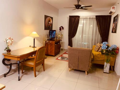 Skyview Univ360 Place Facing Mines Lake Skyview Univ360 Place Facing Mines Lake