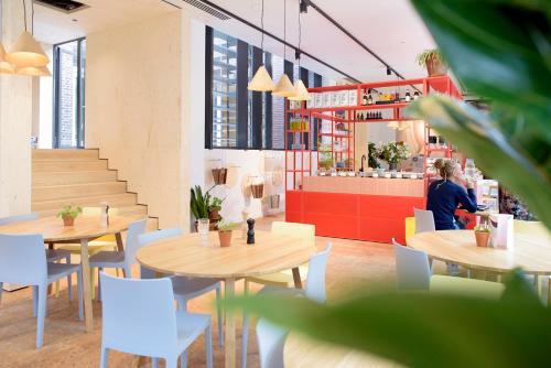 Étterem, The Green Elephant Hostel & Spa in Maastricht