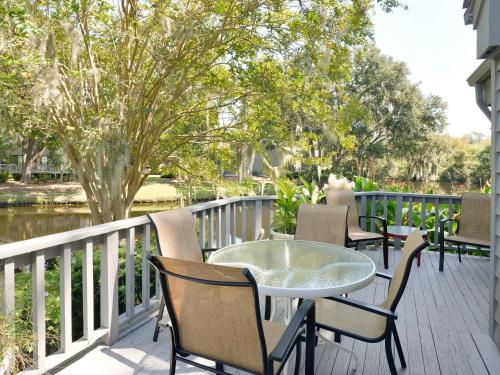 New Listing! Lake Forest Villa With Pool Near Beach Villa - image 3
