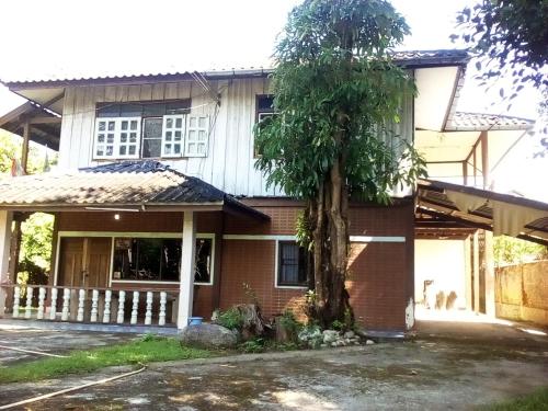 Grandma's Home Sangkhlaburi in Sangkhla Buri