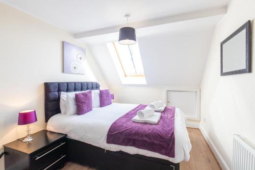 Picture of Velvet 2-Bedroom Apartment, Clockhouse, Hoddesdon