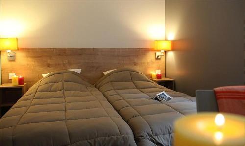 Amboise Chateaux Loire CH 3p6p +1 baby