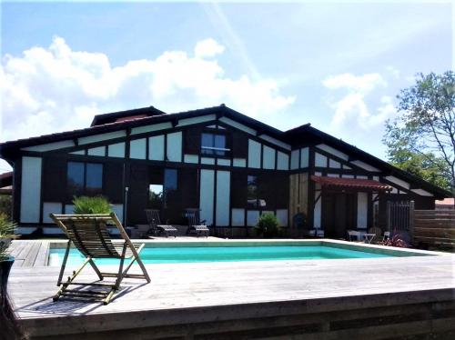 MAISON Landaise "LES PIOUS" gîte à louer Aureilhan
