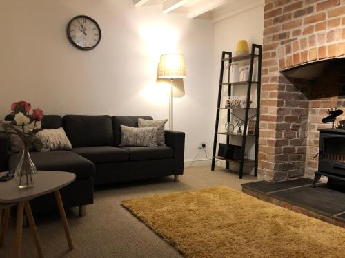 1, PEN Y BANC COTTAGE