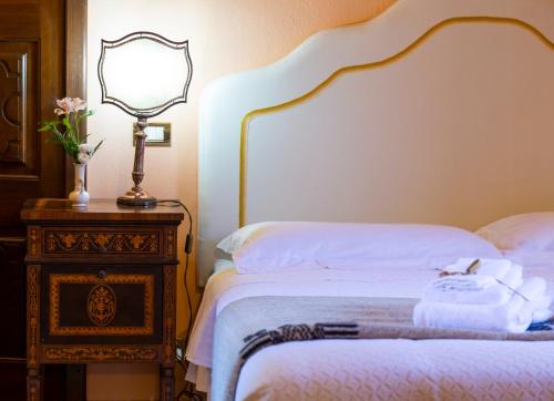 2 twin beds