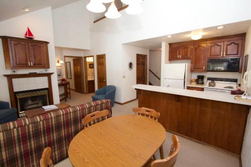 Baileys Harbor Yacht Club Resort – Baileys Harbor, WI