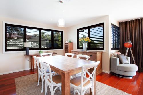 Luxury Family Entertainer Minutes From Manly Beach - image 2