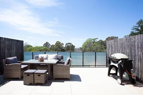 Luxury Family Entertainer Minutes From Manly Beach - image 7