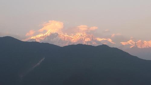 Mone's Mountain View Hotel - image 5