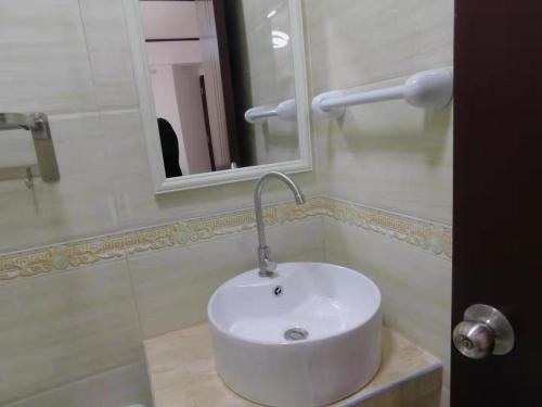 Sunshine Hotel – Lima