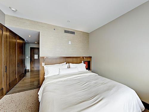 New Listing! Riverfront Resort Studio with Heated Pool - Gondola to Slopes! - image 2