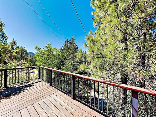 New Listing! Fireside Fun With Deck Game Room & Bar Home - image 8