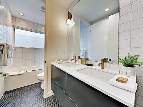 New Listing! Modern Beachside Bliss With Patio Home - image 2