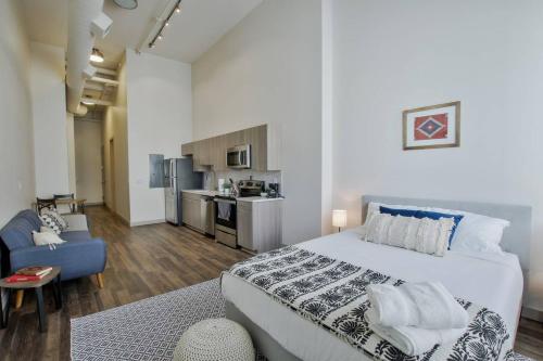 Brand New Lux Loft in Downtown Wichita - image 4