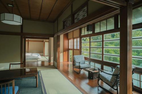 AOFUJI Japanese-Style Room with River View