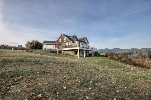 River Song Country Chateau - image 4