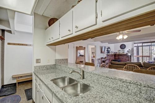 Wh204 Wheeler House Condo - image 3