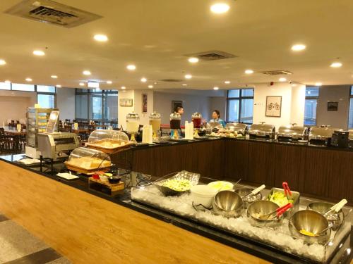 Food and beverages, Skyone Hotel in Kaohsiung