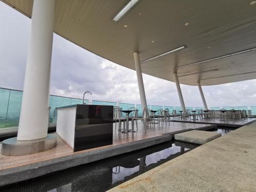 Bar/lounge, Midvalley Southkey Cozy Suite@Johor Bahru near The Mall, Mid Valley Southkey