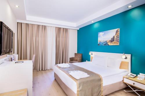 Crystal Green Bay Resort & Spa в Гюверджинлике, цены на проживание - Planet  of Hotels