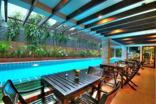 Aspen Suites Hotel Sukhumvit 2