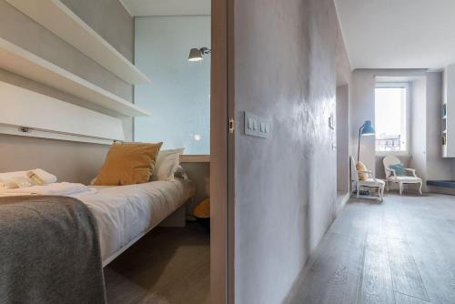 Stunning views over central Rome's rooftops - image 14