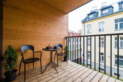 Thomas' Home - Trendy, Central & Balcony 5