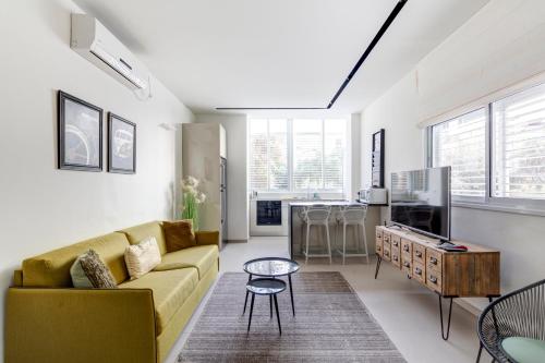 Ella SR by TLV2rent - image 5