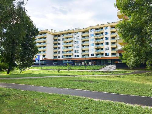 Park Apartment-Two bathrooms-AC in every room - image 2