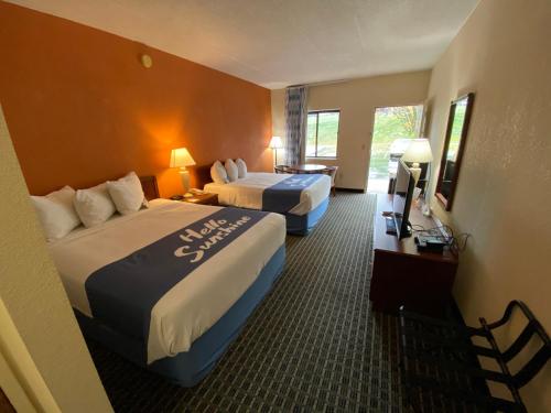 Days Inn by Wyndham Morehead in Morehead, USA