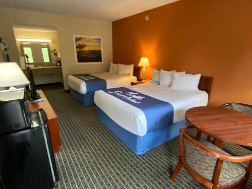 Days Inn by Wyndham Morehead in Morehead, USA