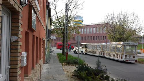 Aquarius Vendégház - Chambre d'hôtes - Szeged