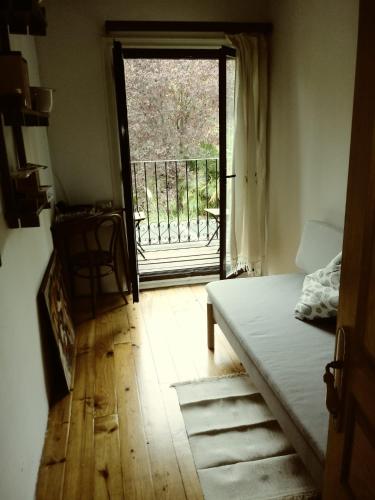 Jardín de Hoz (Jardin de Hoz) in พีรินีโออราโกเนส