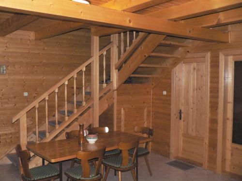  Vízi lak, Unterkunft in Kisköre