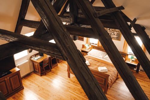 U Medvidku-Brewery Hotel - image 4