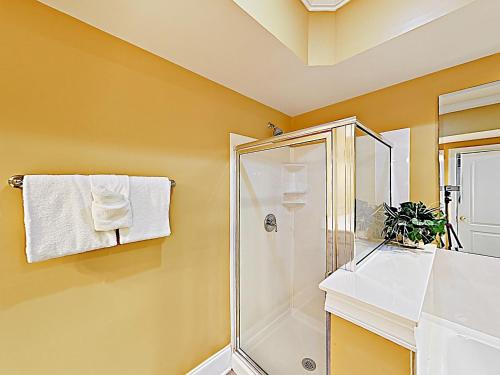 Updated Edgewater Condo By Golfing & Waterway Condo - image 9