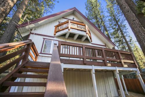 Book Now! 1 Min To Heavenly 5 Min To Casinos & Lake! Cabin - image 7