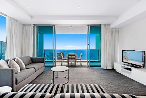 Number 1 H Residences - WiFi, Parking & More by Gold Coast Holidays 2