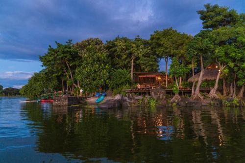 Jicaro Island Ecolodge