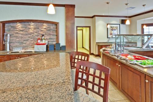Staybridge Suites Indianapolis-Carmel an IHG Hotel - image 2