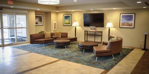 Candlewood Suites Pearl an IHG Hotel - image 2