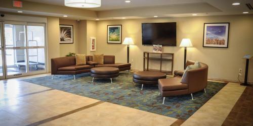 Candlewood Suites Pearl, an IHG Hotel