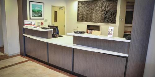 Candlewood Suites Pearl, an IHG Hotel