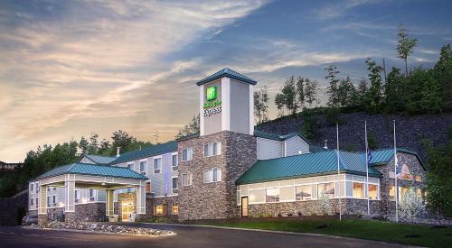 Holiday Inn Express Houghton-Keweenaw by IHG in Houghton, USA