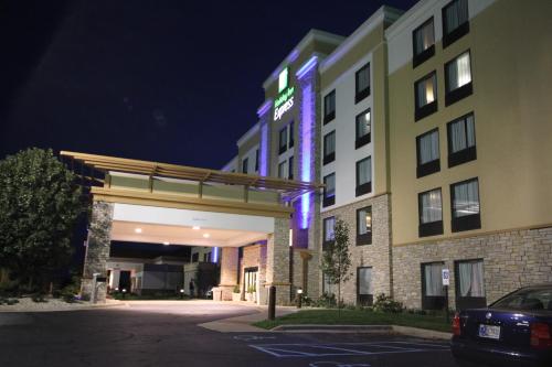 Holiday Inn Express Janesville-I-90 & US Highway 14, an IHG Hotel