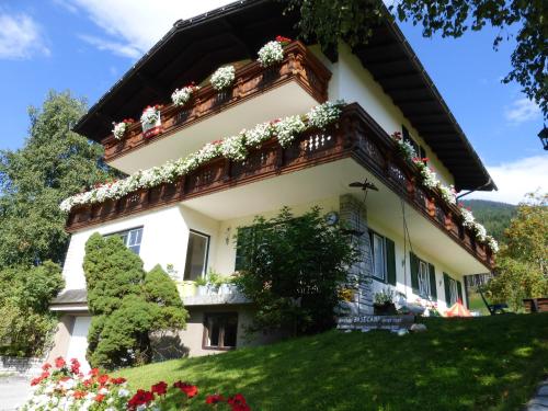  Alpenchalet Basecamp, Pension in Sankt Martin am Tennengebirge