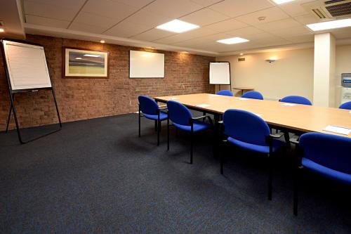 Holiday Inn Express Liverpool-Albert Dock an IHG Hotel - image 2