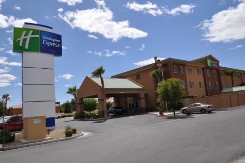 Holiday Inn Express Las Vegas-Nellis