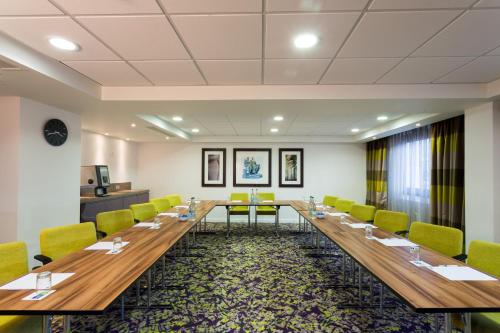 Holiday Inn Express Harlow by IHG